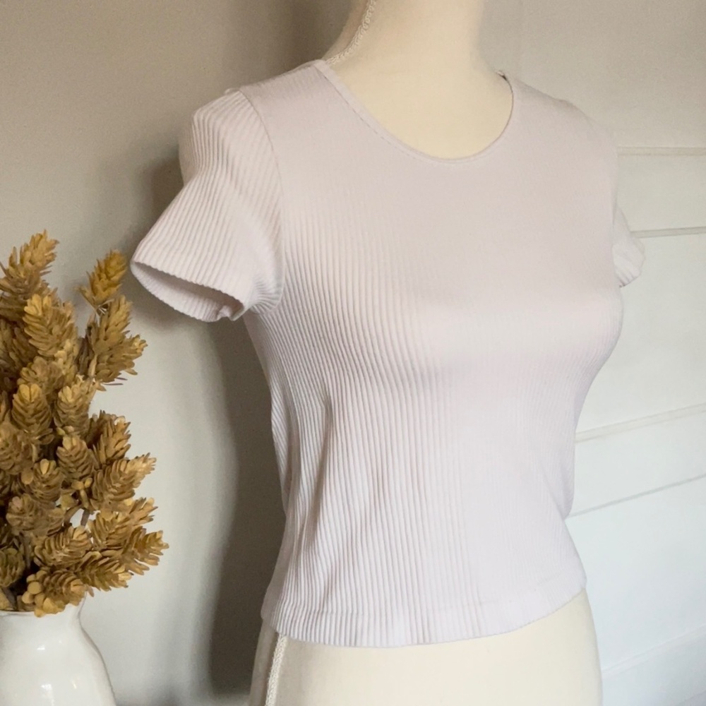 White ribbed t shirt short sleeve tee